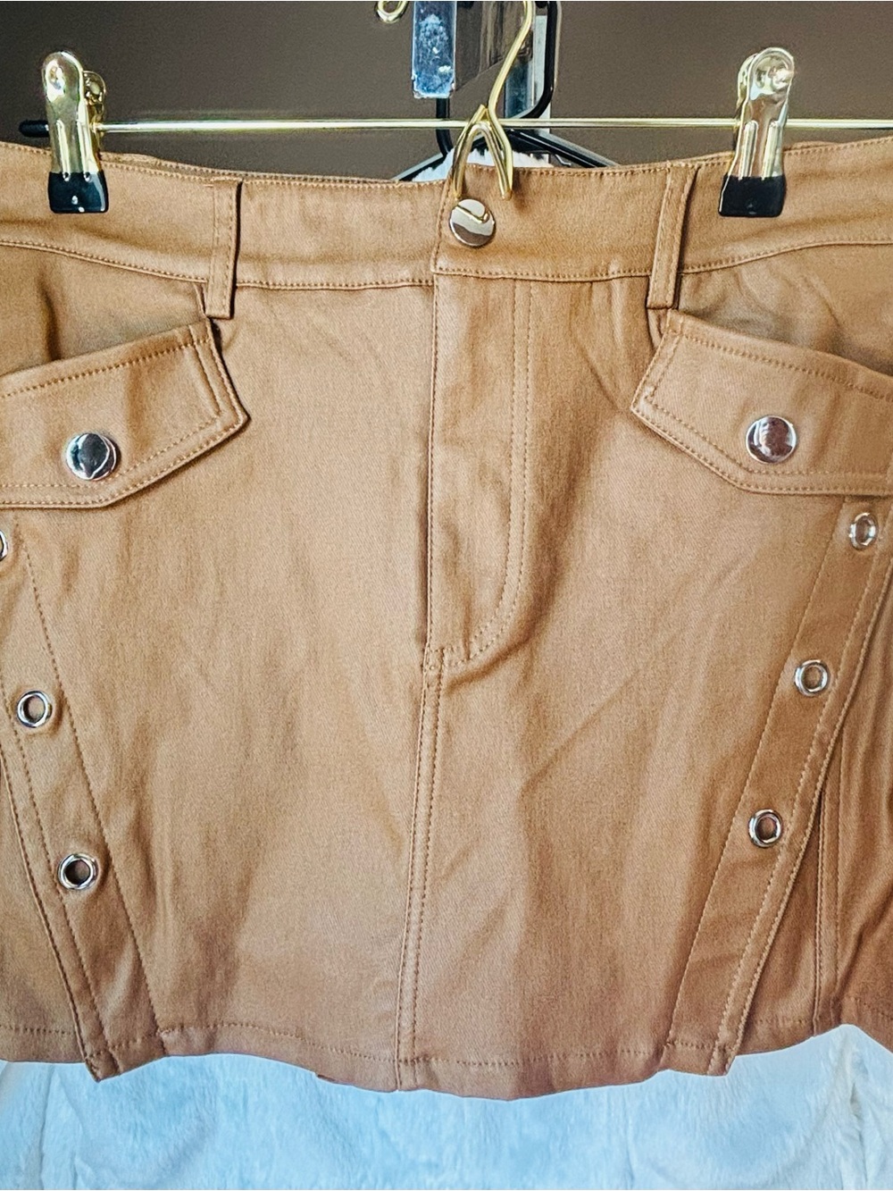 Tan Button-Accent Cotton Blend Mini skortSkirt stretchy material new in package